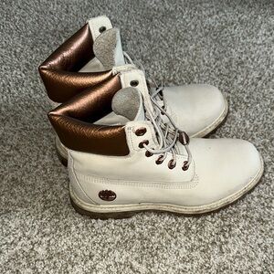Timberland White and Bronze Boots - Women’s 7.5